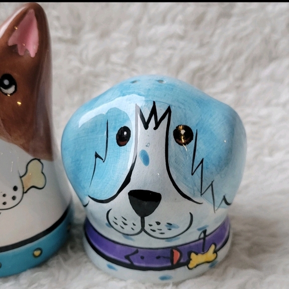 Y2K 2001 Dogzilla Ceramic Dog Head Salt & Pepper Shakers - Picture 3 of 5